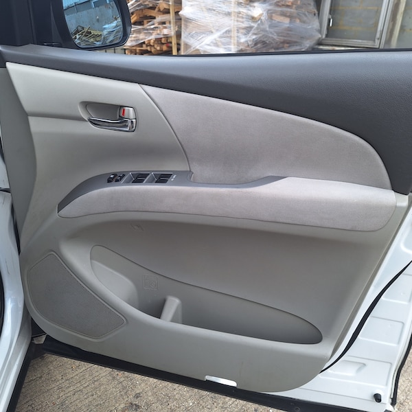 Used Toyota Estima 2019 for sale - 74797595: Photo 17