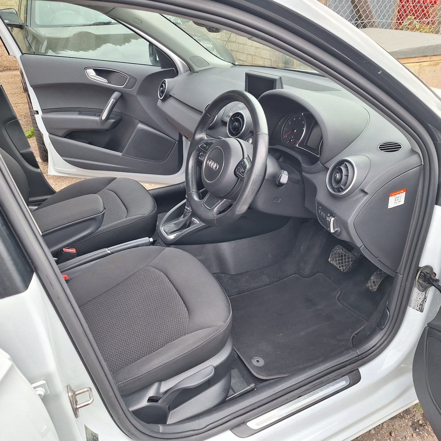 Used Audi A1 2014 for sale - 76249726: Photo 14