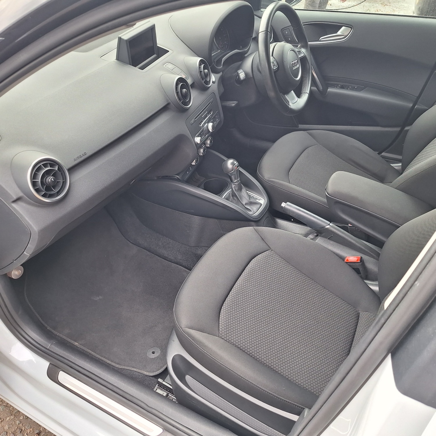 Used Audi A1 2014 for sale - 76249726: Photo 20