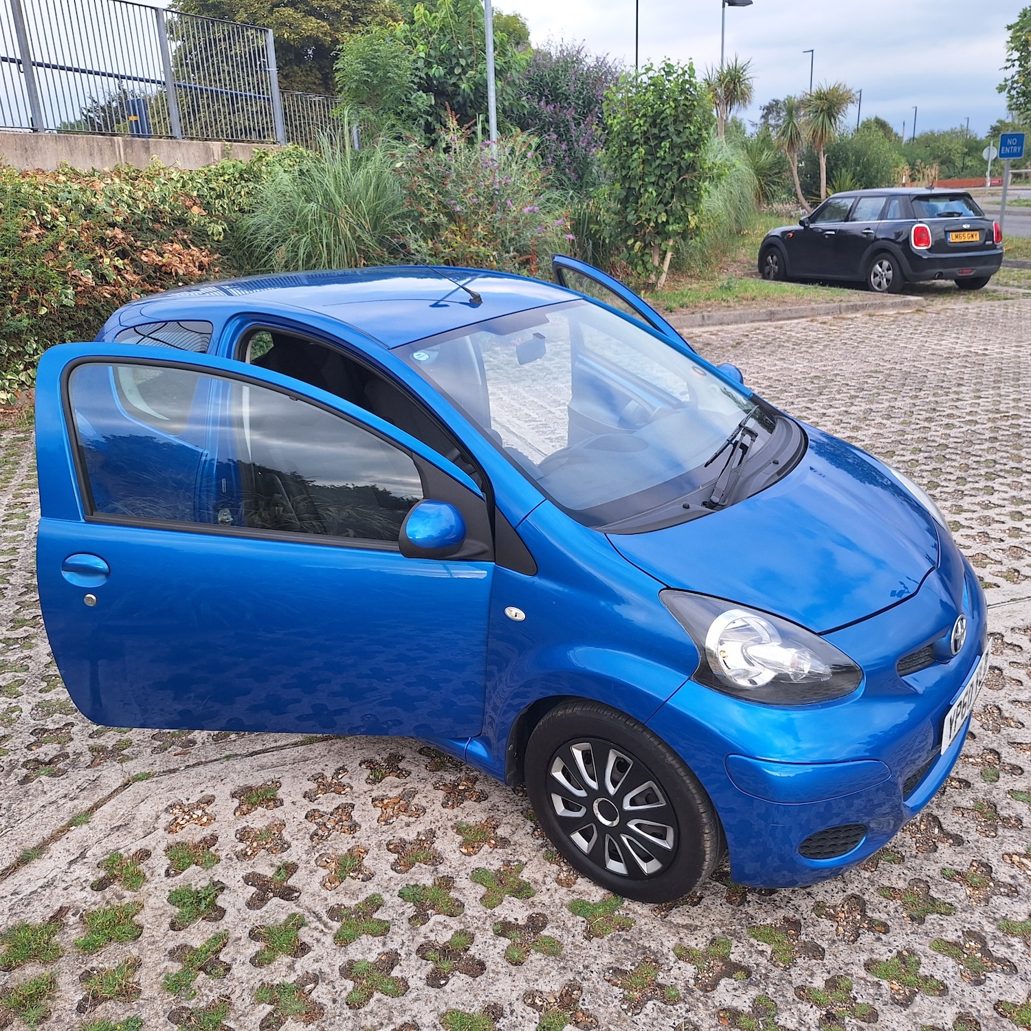 Vehicle 21