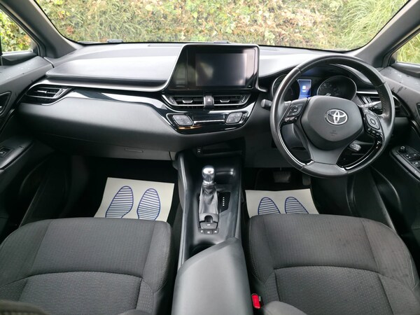 Used Toyota C-HR 2017 for sale - 75683605: Photo 10