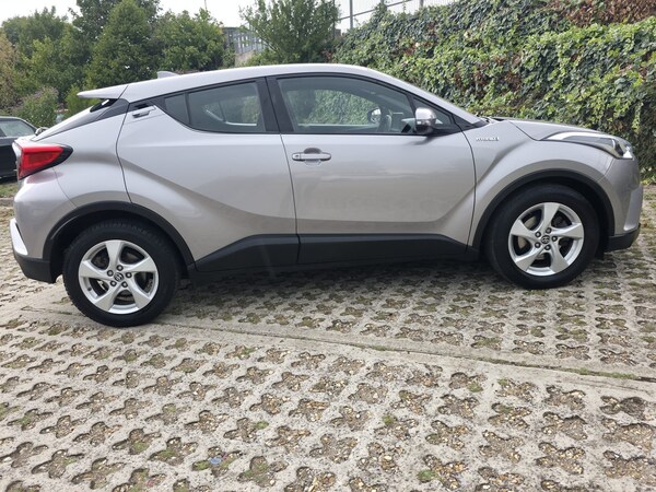 Used Toyota C-HR 2017 for sale - 75683605: Photo 15