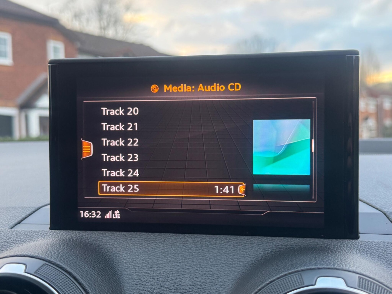 Used Audi Q2 for sale - 77633401: Photo 15