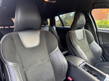 Used Volvo V60 2016 for sale - 76348773: Photo