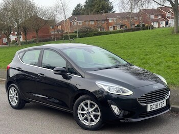 Used Ford Fiesta 2018 for sale - 77645945: Photo