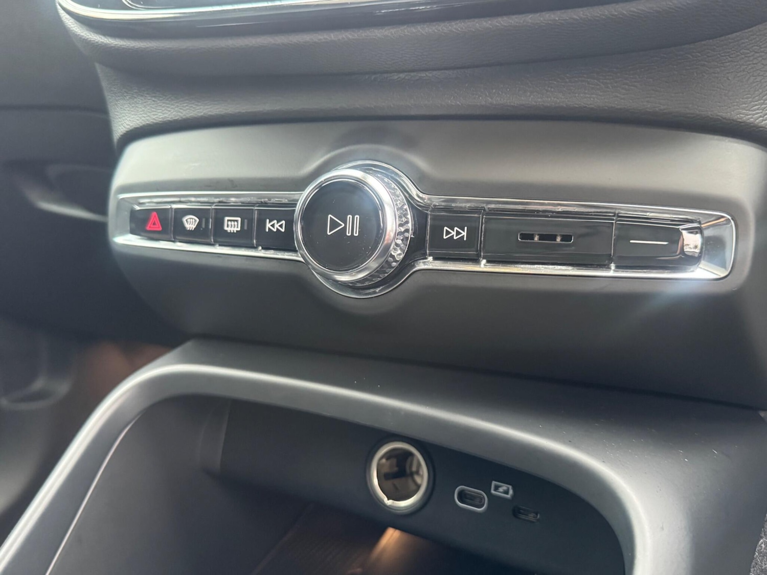 Used Volvo C40 2022 for sale - 77633262: Photo 20