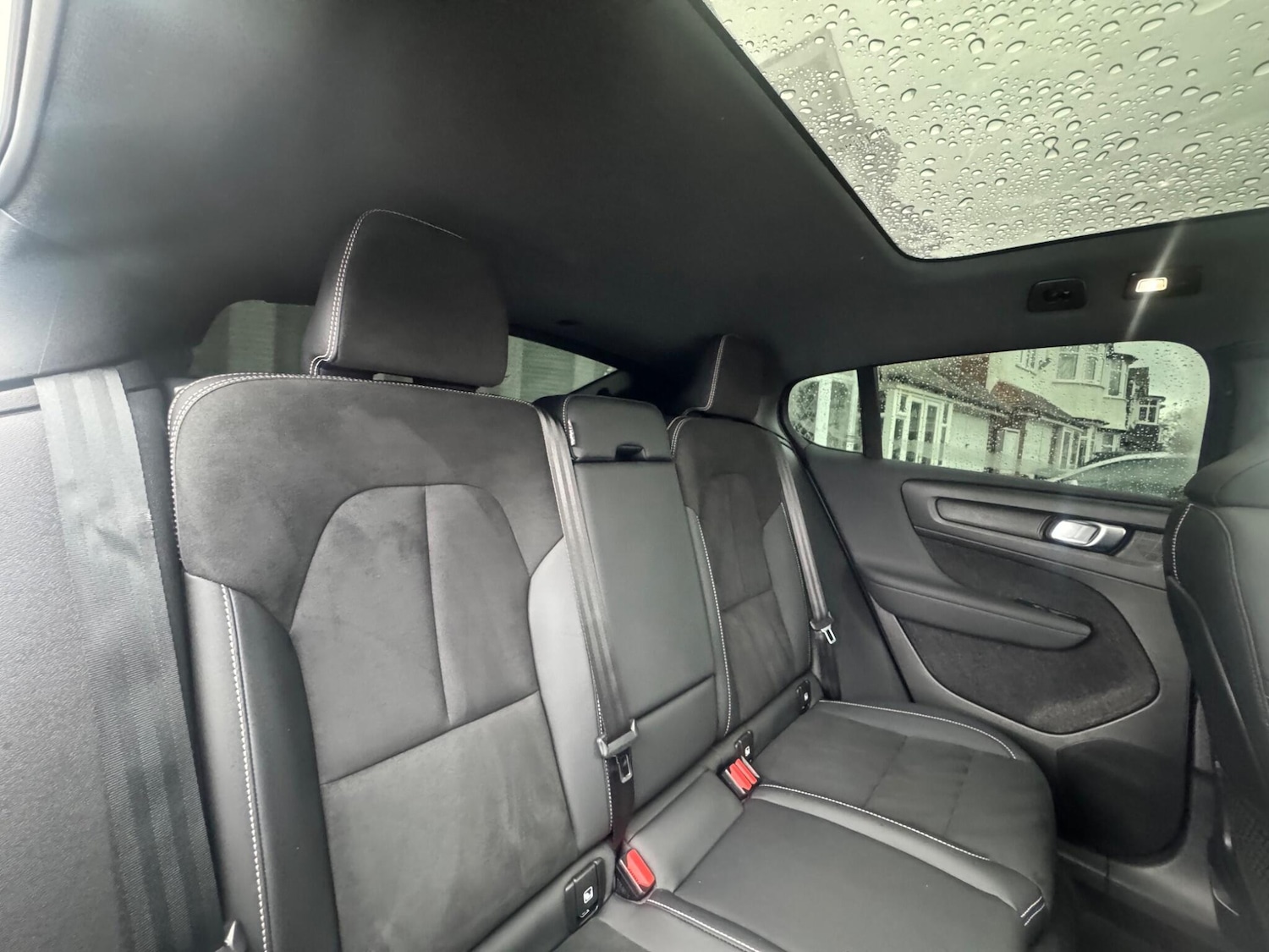 Used Volvo C40 2022 for sale - 77633262: Photo 8