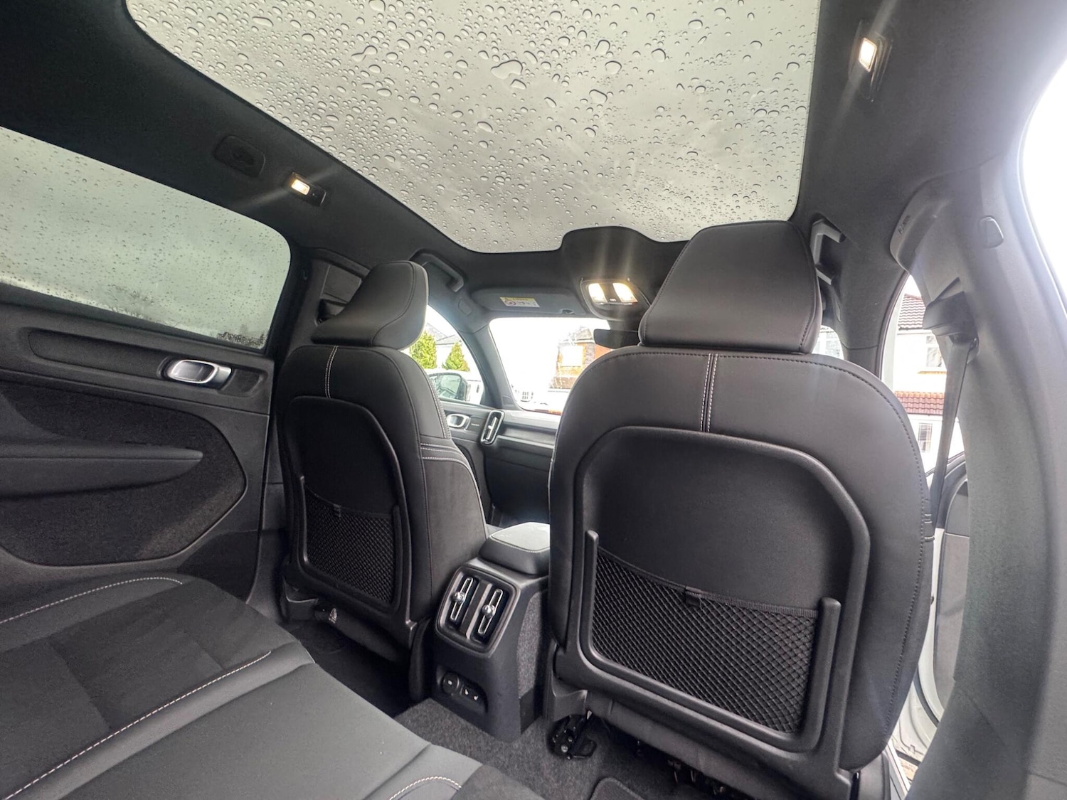 Used Volvo C40 2022 for sale - 77633262: Photo 9