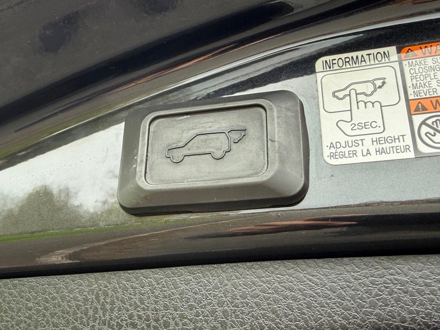 Used Toyota RAV4 for sale - 78136311: Photo 17