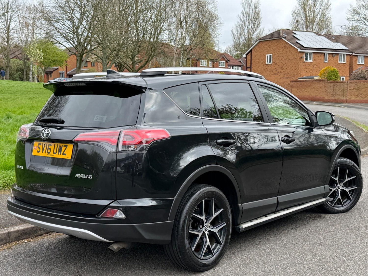 Used Toyota RAV4 for sale - 78136311: Photo 5