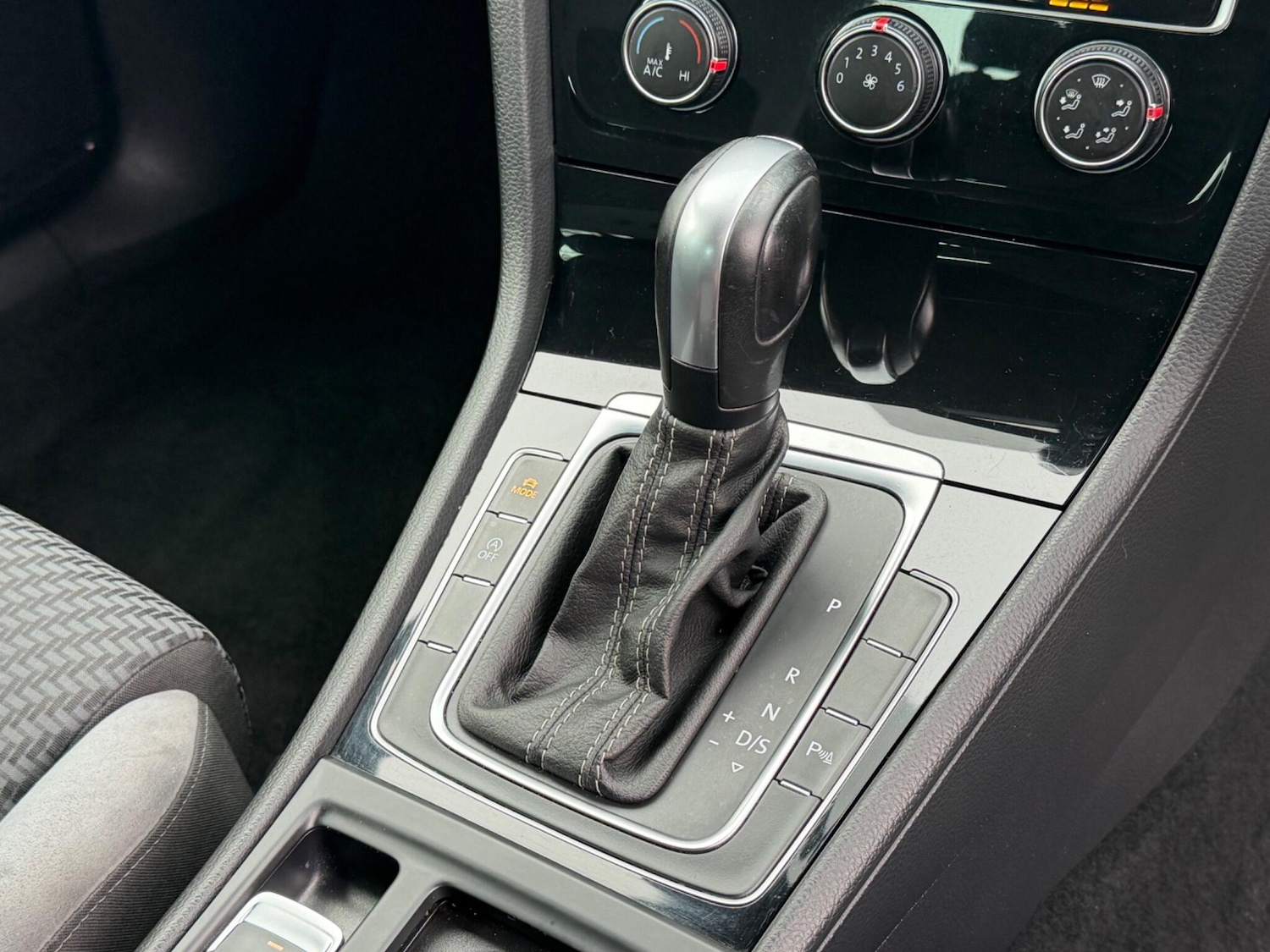 Used Volkswagen Golf for sale - 78007879: Photo 9