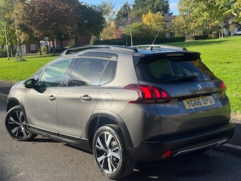 Used Peugeot 2008 2016 for sale - 76283181: Photo