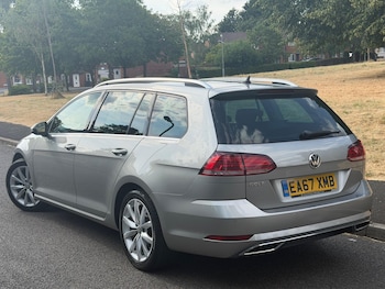 Used Volkswagen Golf 2017 for sale - 79396067: Photo