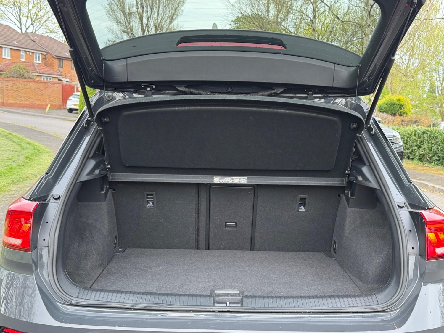 Used Volkswagen T-Roc 2021 for sale - 78220297: Photo 17