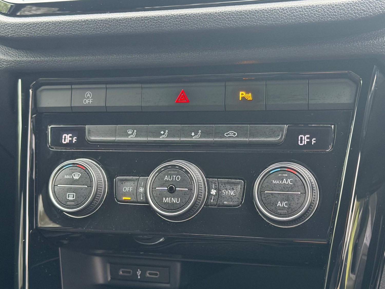 Used Volkswagen T-Roc 2021 for sale - 78220297: Photo 18