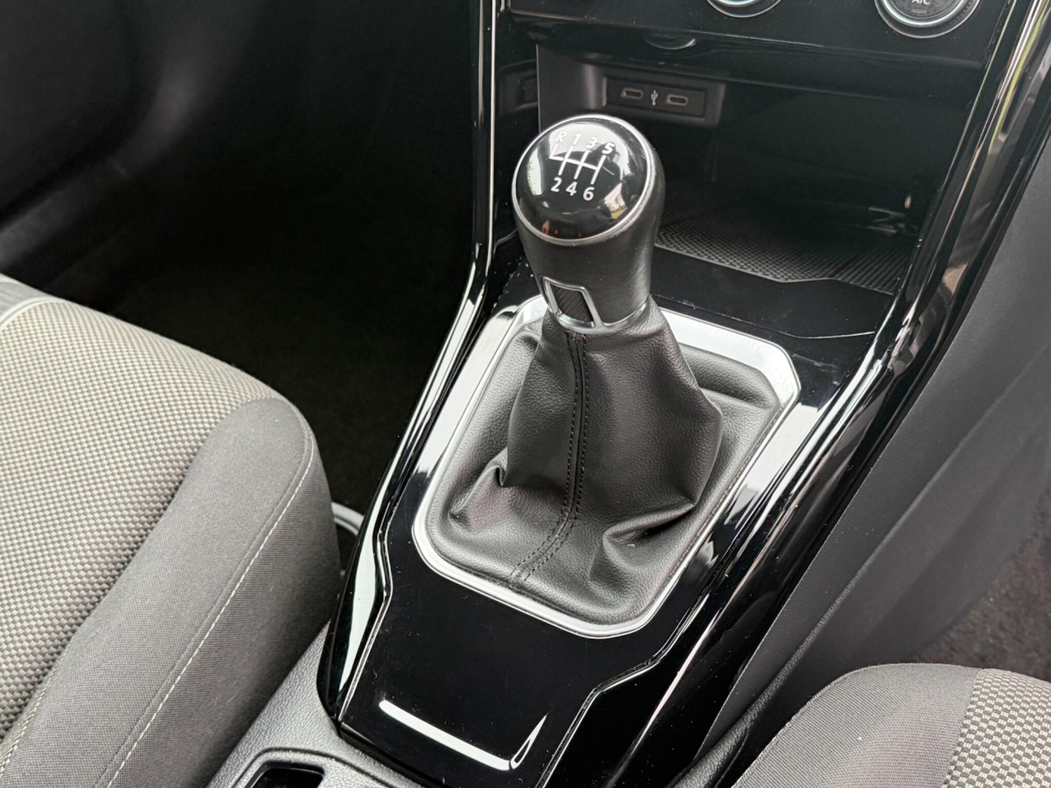 Used Volkswagen T-Roc 2021 for sale - 78220297: Photo 19