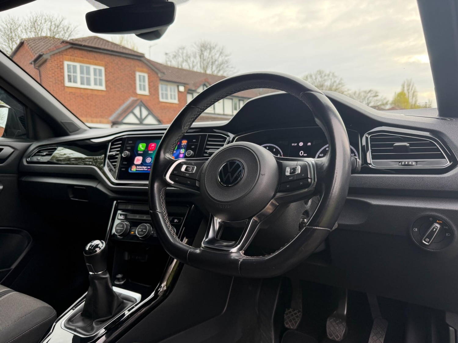 Used Volkswagen T-Roc 2021 for sale - 78220297: Photo 3