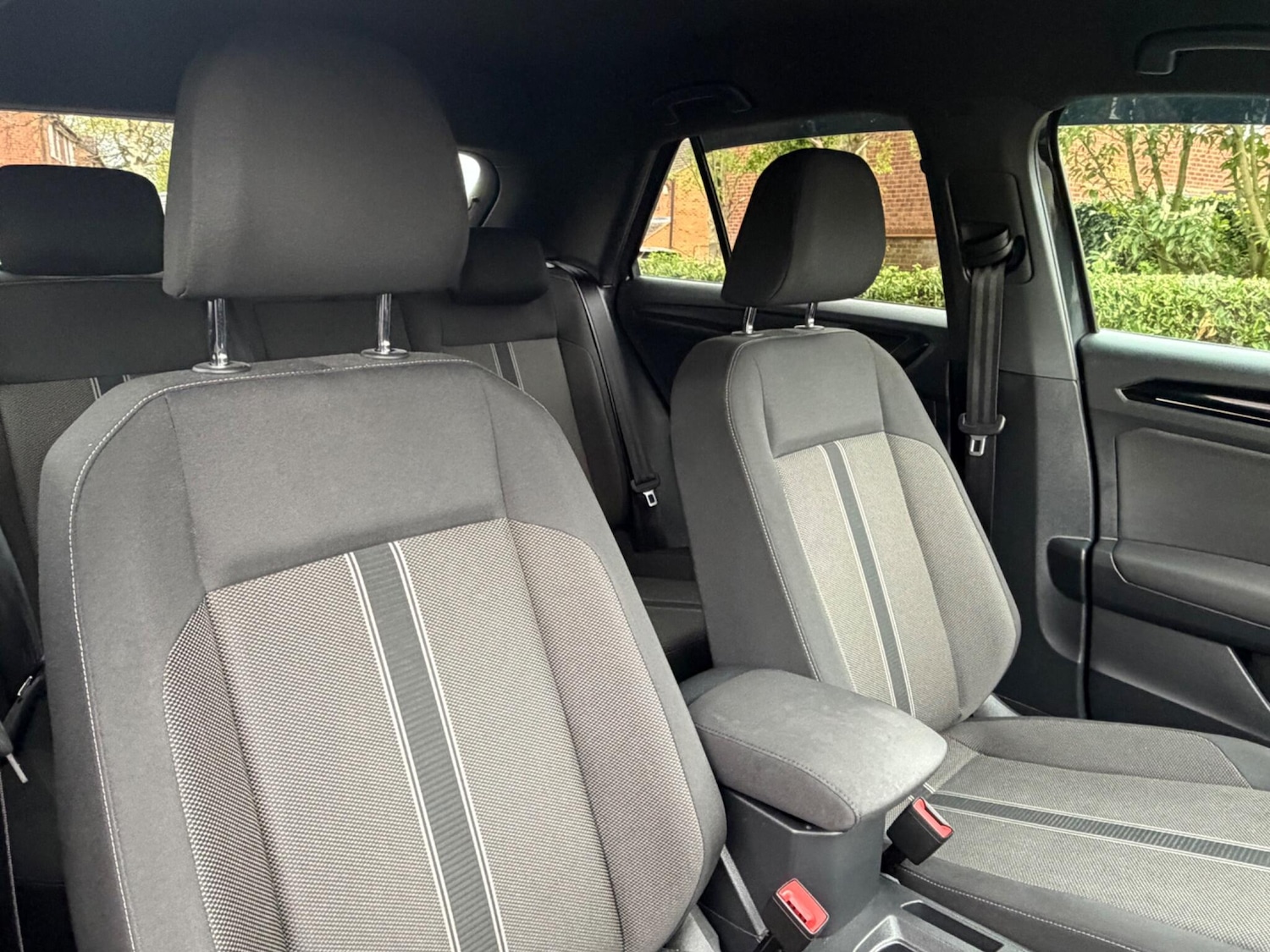 Used Volkswagen T-Roc 2021 for sale - 78220297: Photo 4