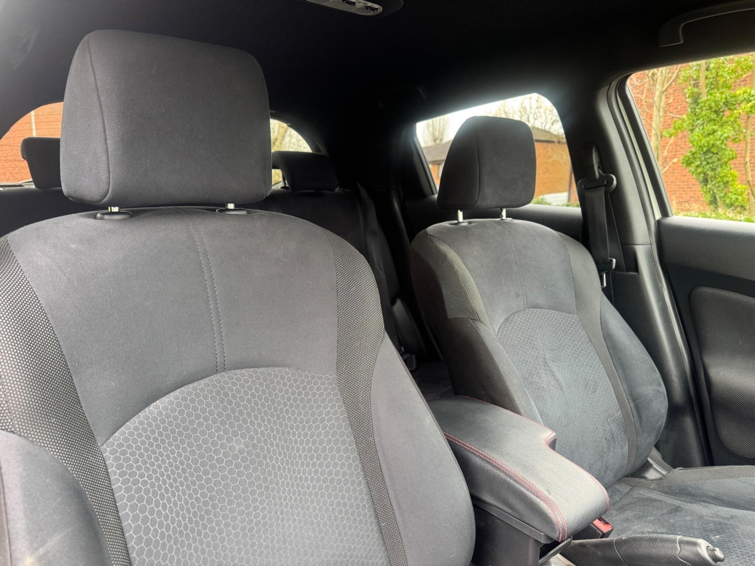 Used Nissan Juke 2016 for sale - 77769561: Photo 4