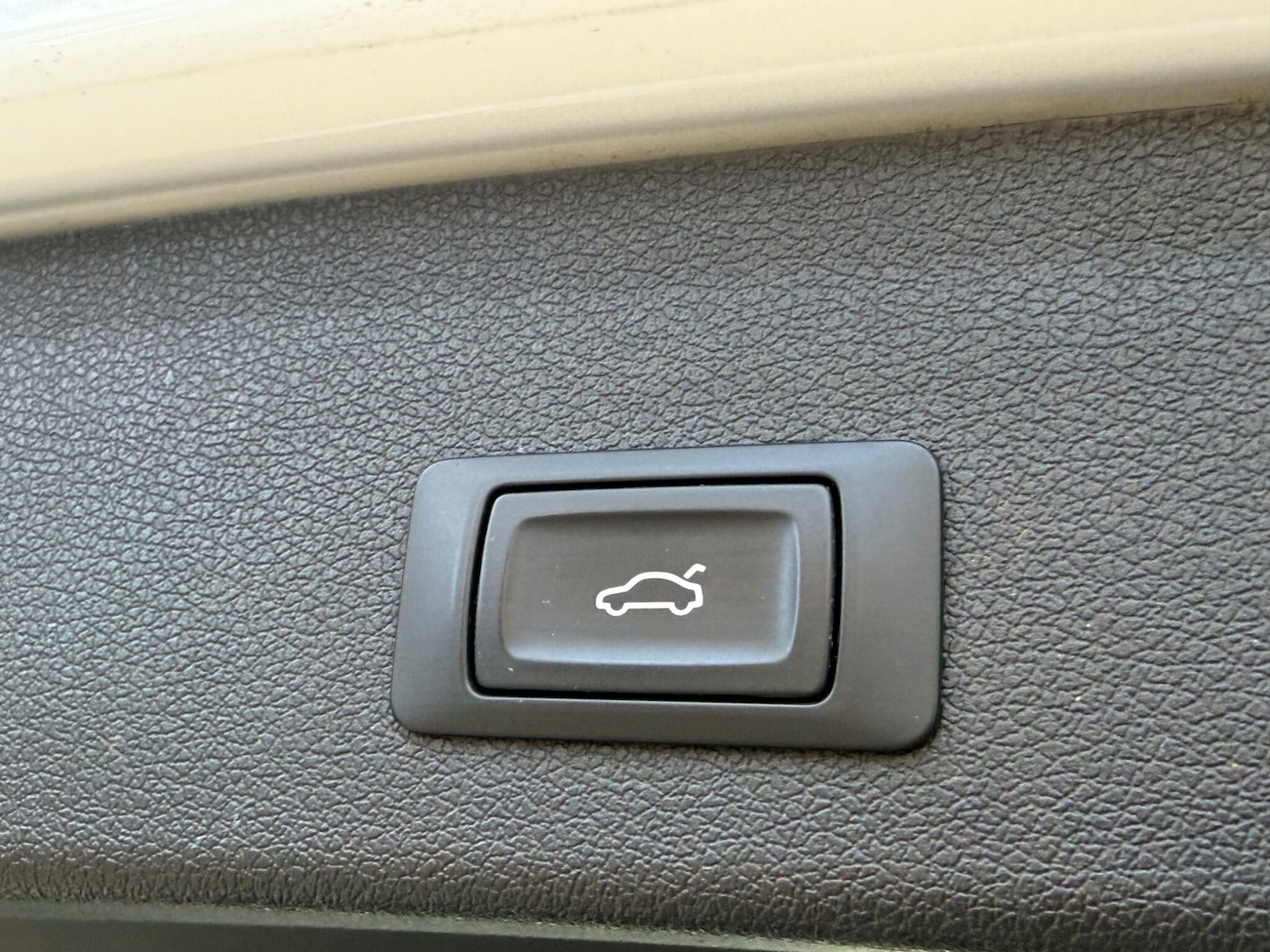 Used Audi Q5 2015 for sale - 78058618: Photo 18