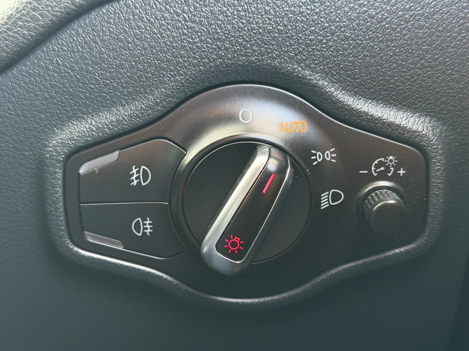 Used Audi Q5 2015 for sale - 78058618: Photo 20