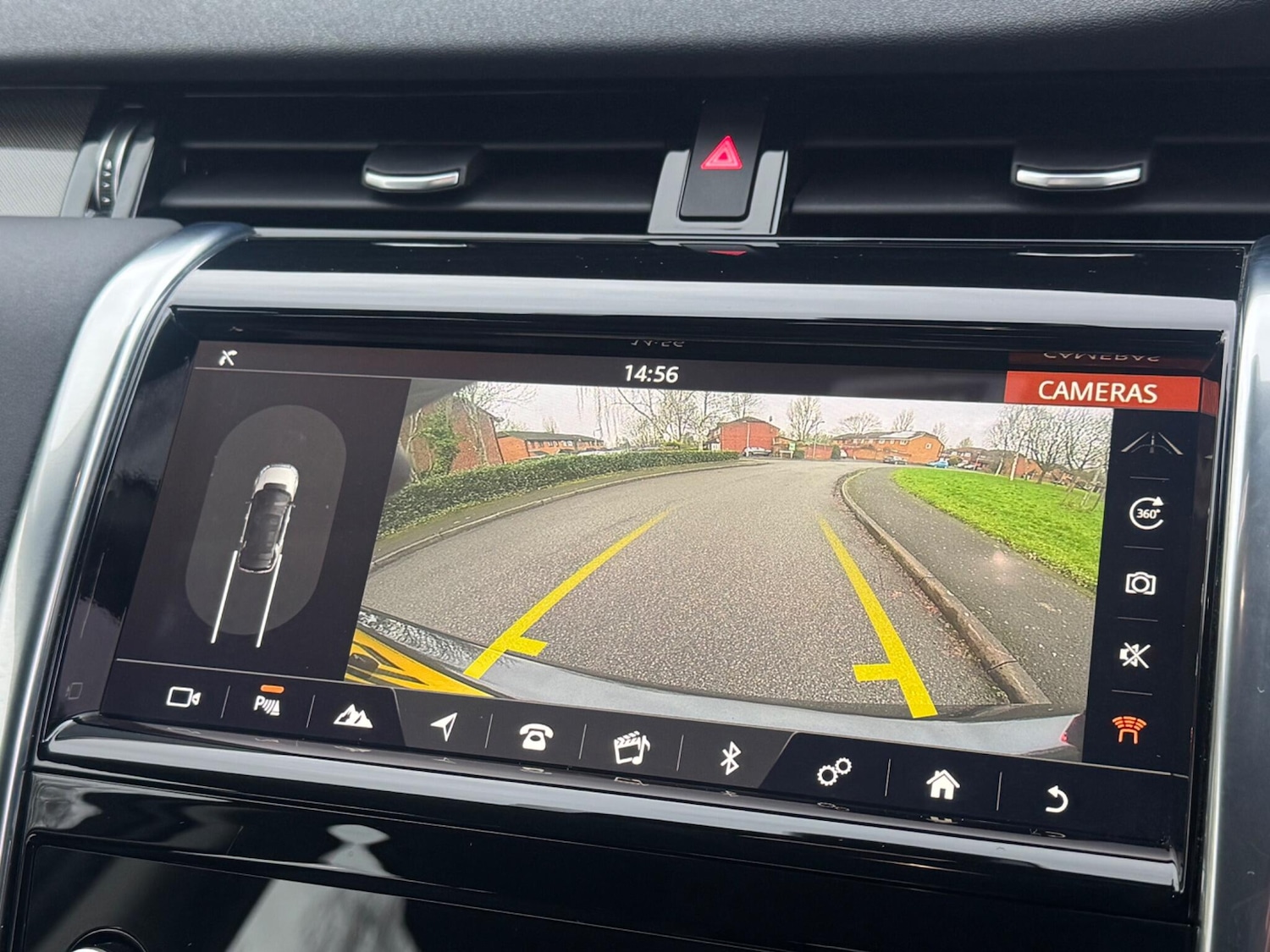 Used Land Rover Discovery Sport 2020 for sale - 77633920: Photo 10