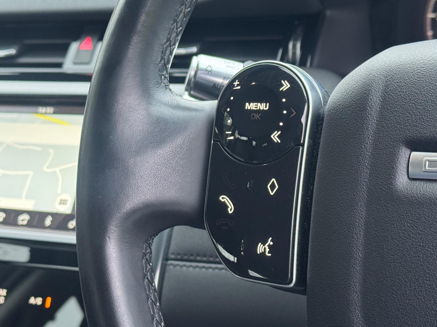 Used Land Rover Discovery Sport 2020 for sale - 77633920: Photo 21