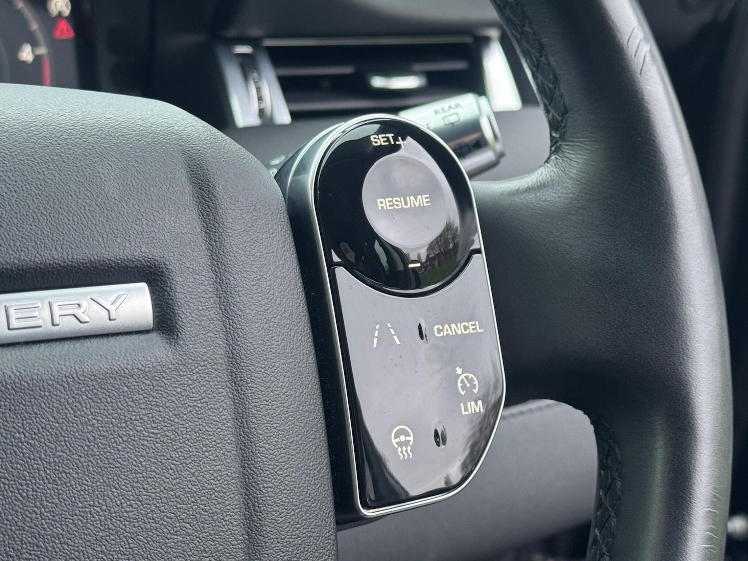 Used Land Rover Discovery Sport 2020 for sale - 77633920: Photo 22