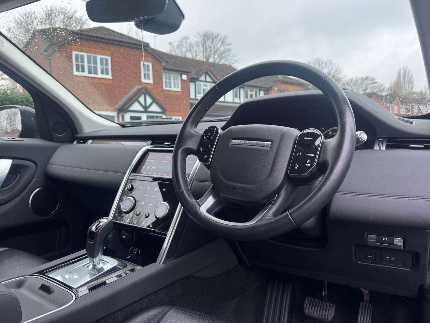 Used Land Rover Discovery Sport 2020 for sale - 77633920: Photo 3