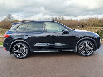 Used Porsche Cayenne 2013 for sale - 77027734: Photo