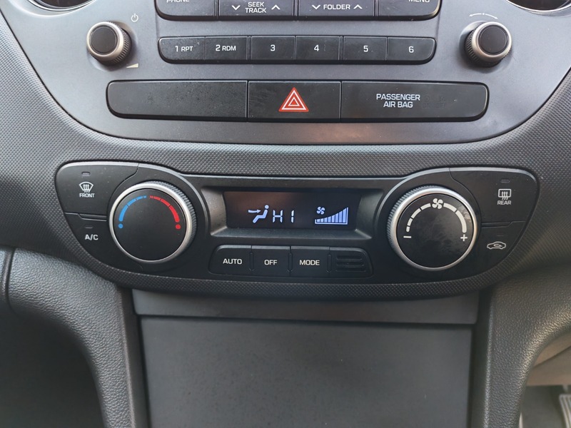 Used Hyundai i10 2018 for sale - 76896630: Photo 32