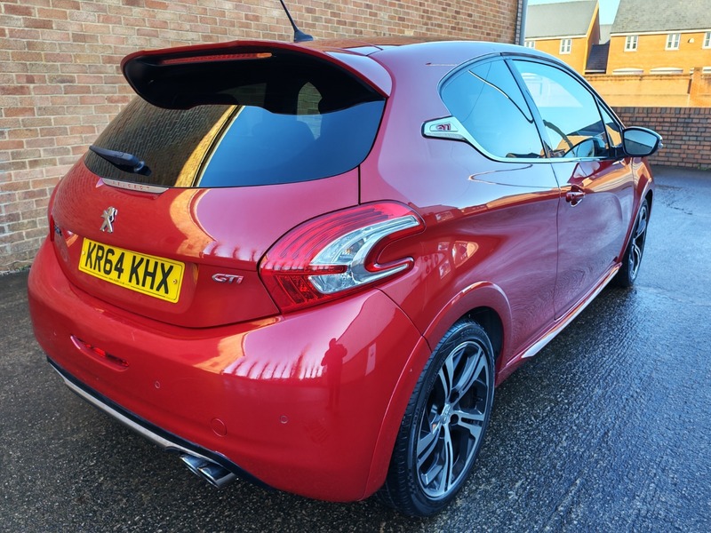 Used Peugeot 208 2015 for sale - 77200984: Photo 3