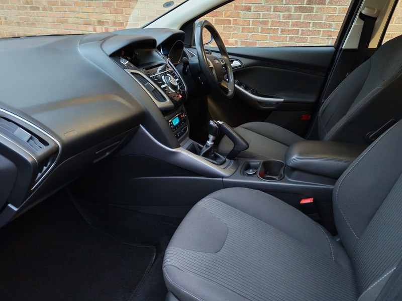 Used Ford Focus 2014 for sale - 76900069: Photo 17