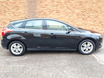 Used Ford Focus 2014 for sale - 76900069: Photo