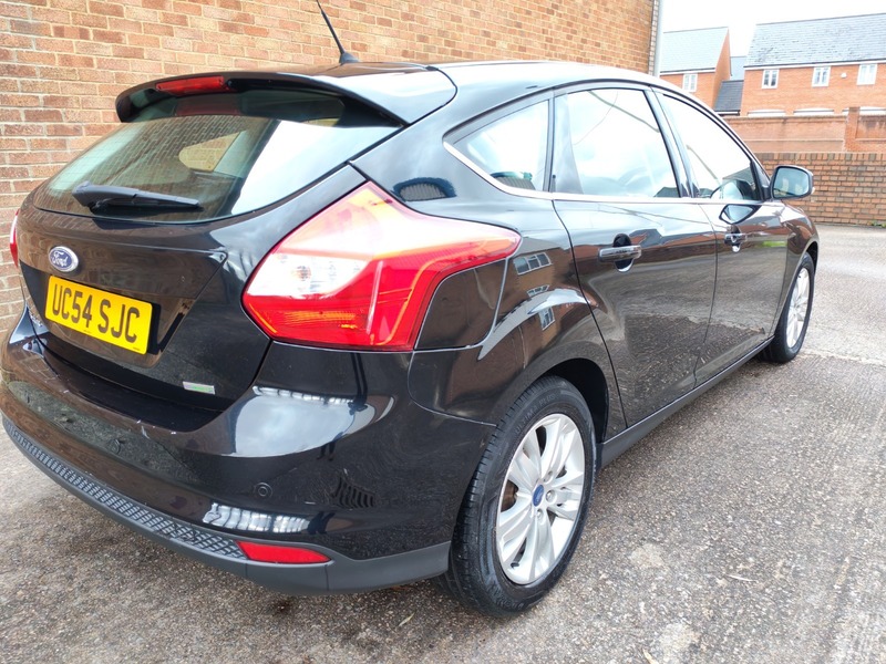 Used Ford Focus 2014 for sale - 76900069: Photo 4