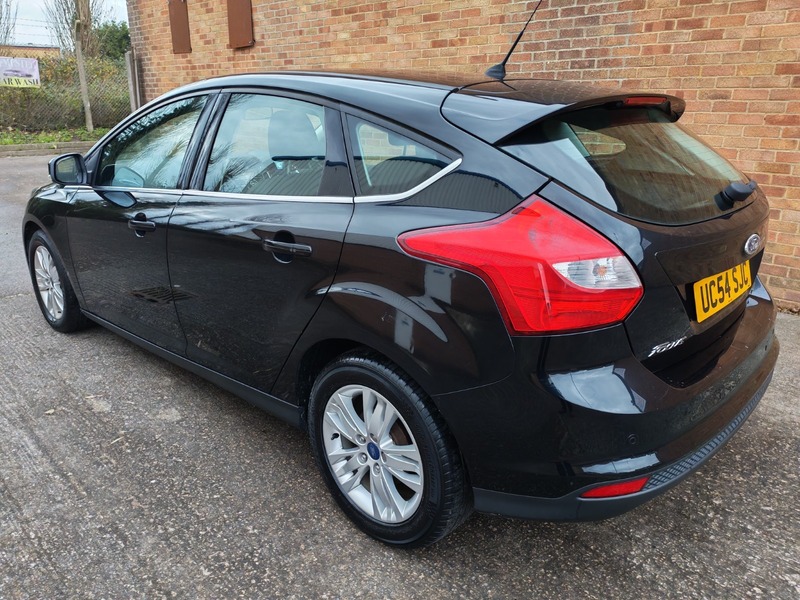 Used Ford Focus 2014 for sale - 76900069: Photo 9