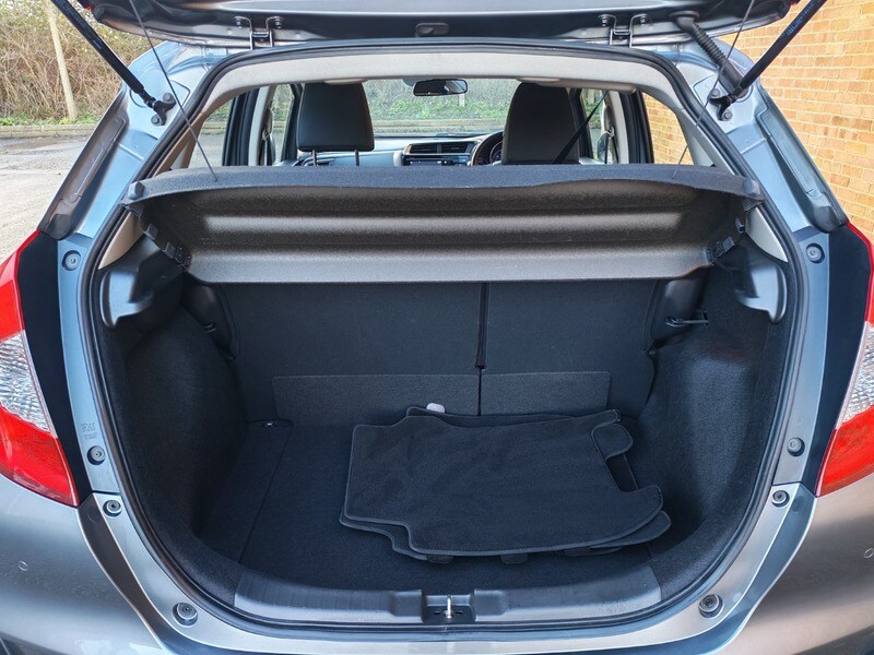 Used Honda Jazz 2018 for sale - 77342362: Photo 11