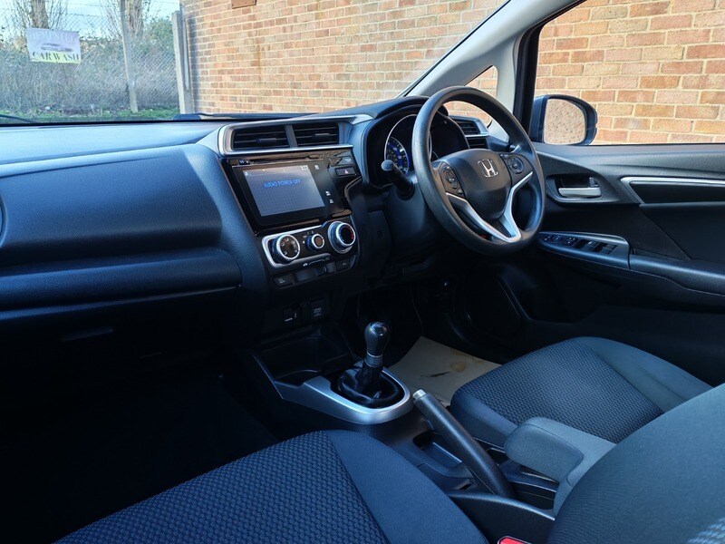 Used Honda Jazz 2018 for sale - 77342362: Photo 13