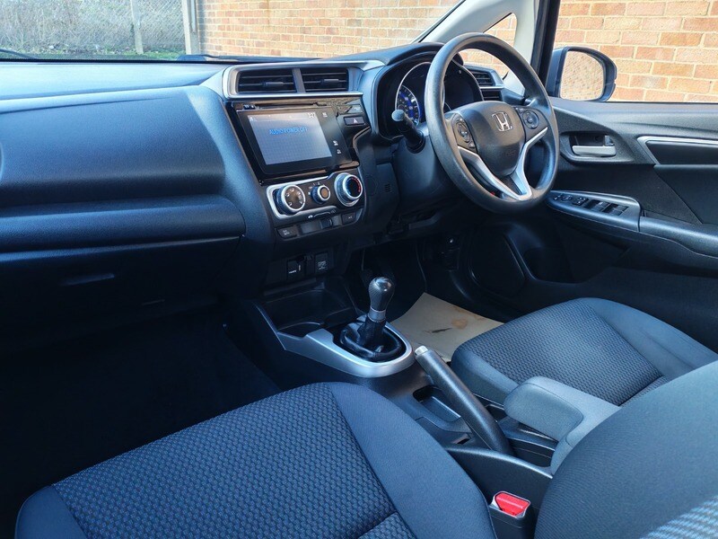 Used Honda Jazz 2018 for sale - 77342362: Photo 15