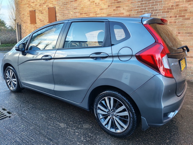 Used Honda Jazz 2018 for sale - 77342362: Photo 8