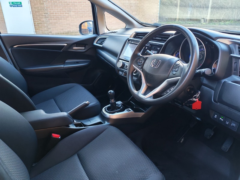 Used Honda Jazz 2018 for sale - 77342362: Photo 9