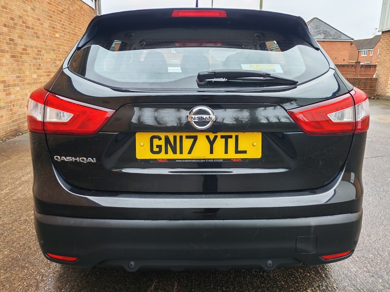 Used Nissan Qashqai 2017 for sale - 77342409: Photo 4