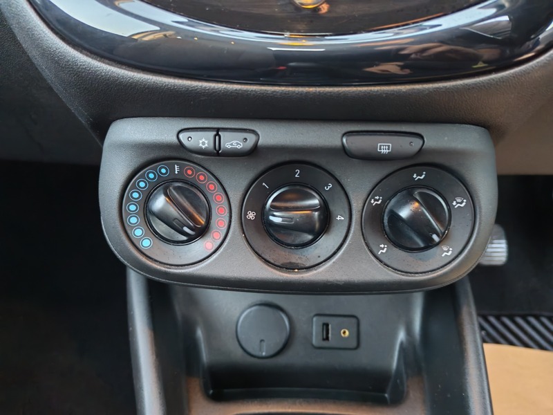 Used Vauxhall Corsa 2016 for sale - 76900067: Photo 25