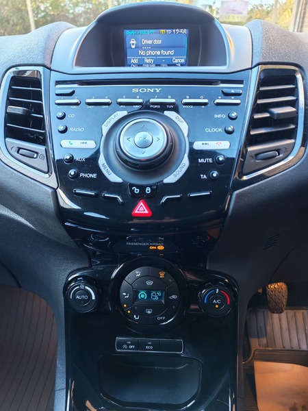 Used Ford Fiesta 2016 for sale - 76910812: Photo 26