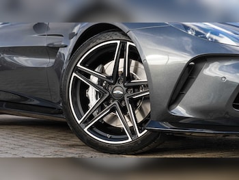 Used Aston Martin Vantage 2025 for sale - 77414499: Photo