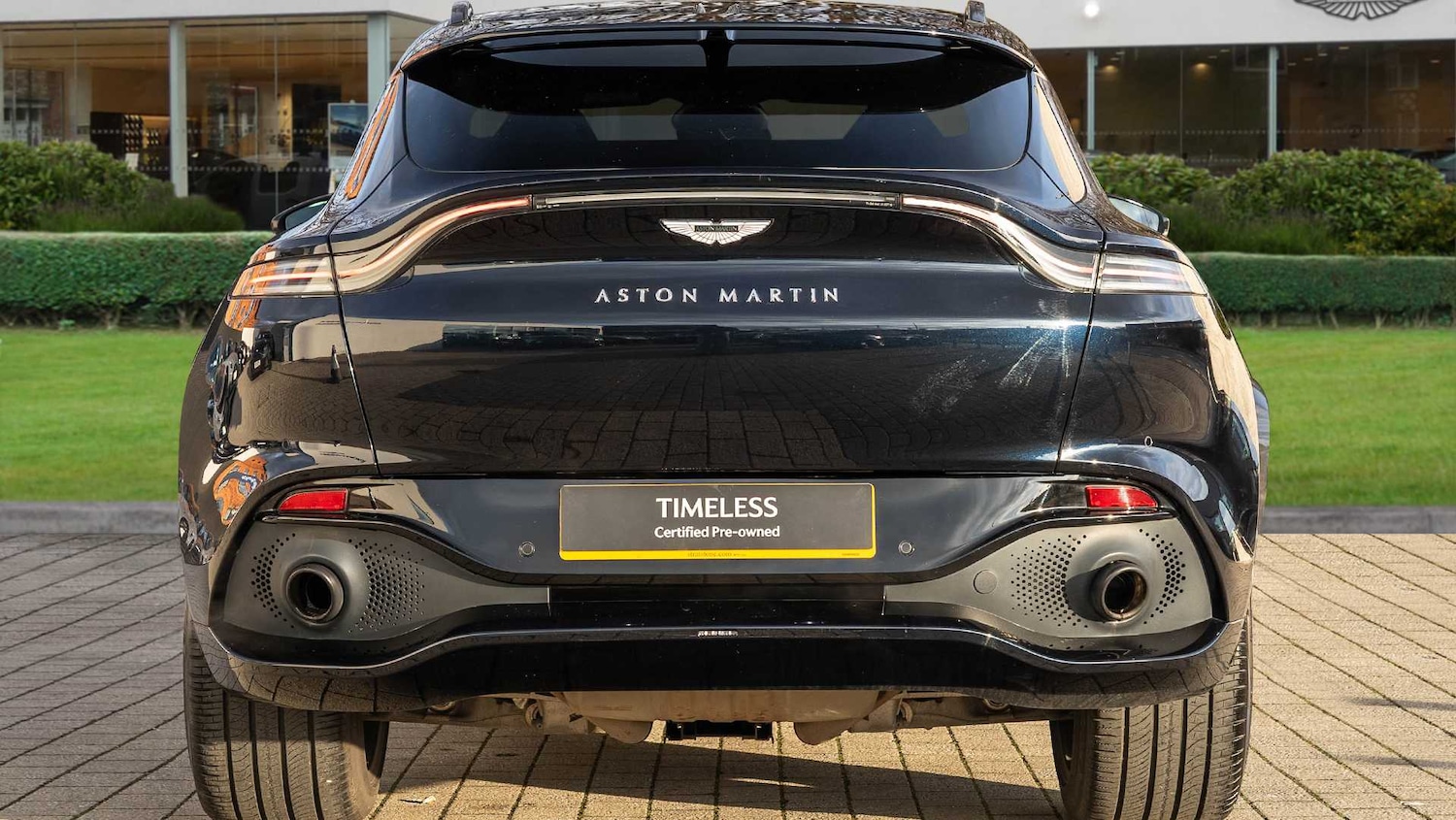 Used Aston Martin DBX 2022 for sale - 77282016: Photo 5