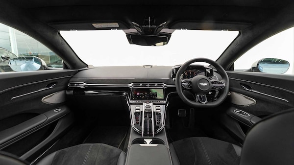 Used Aston Martin Vantage 2024 for sale - 75218038: Photo 11
