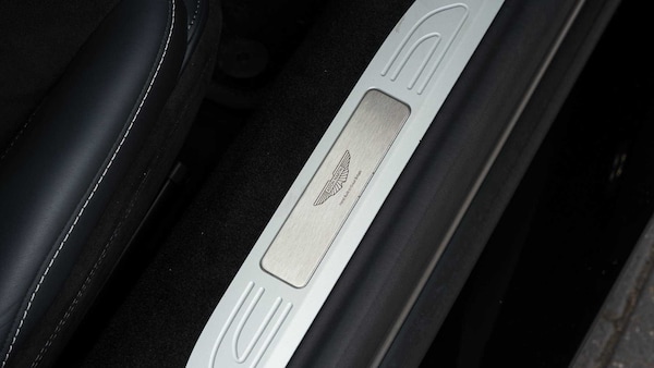 Used Aston Martin Vantage 2024 for sale - 75218038: Photo 30