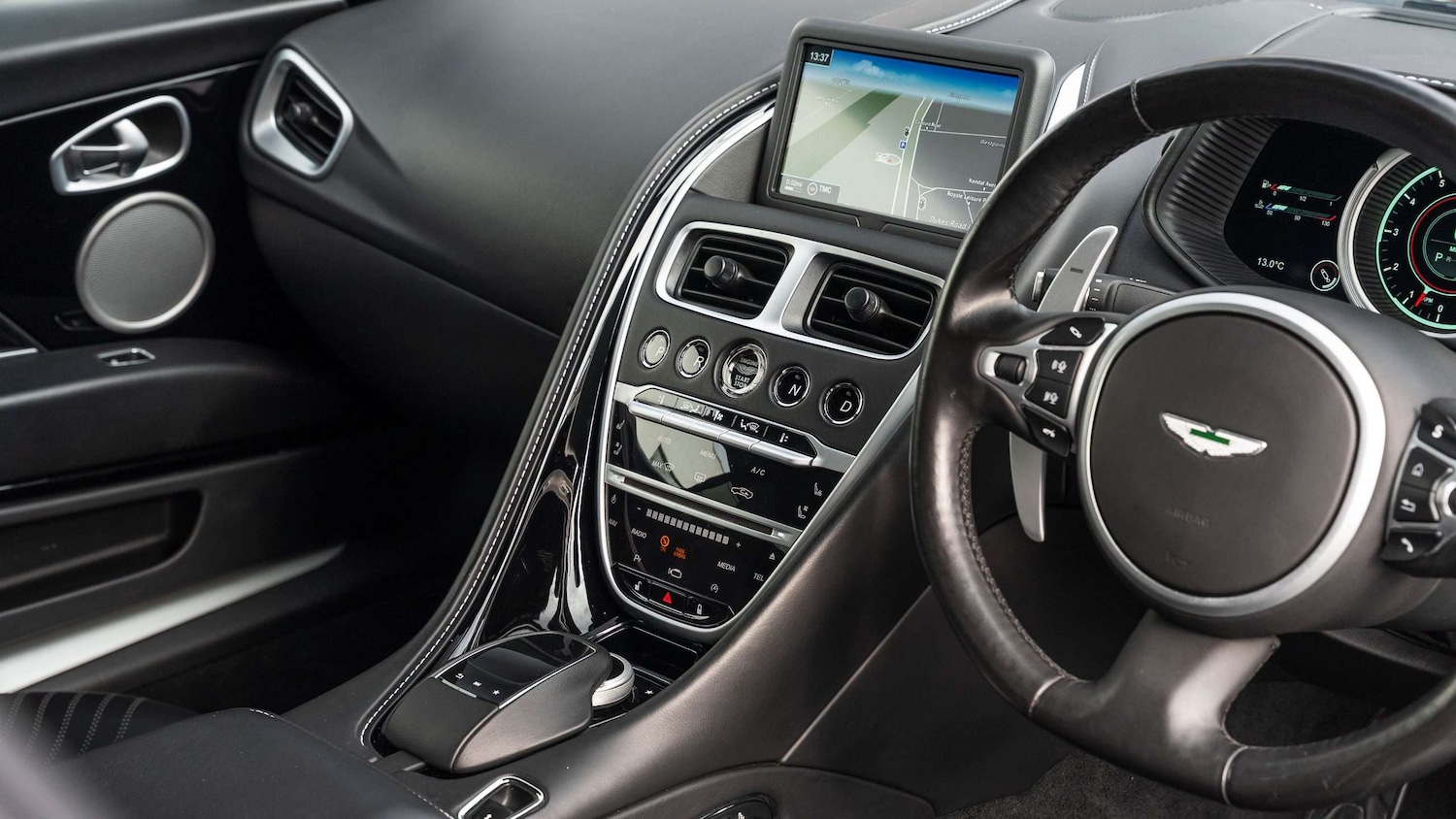 Used Aston Martin DB11 2021 for sale - 76390681: Photo 10