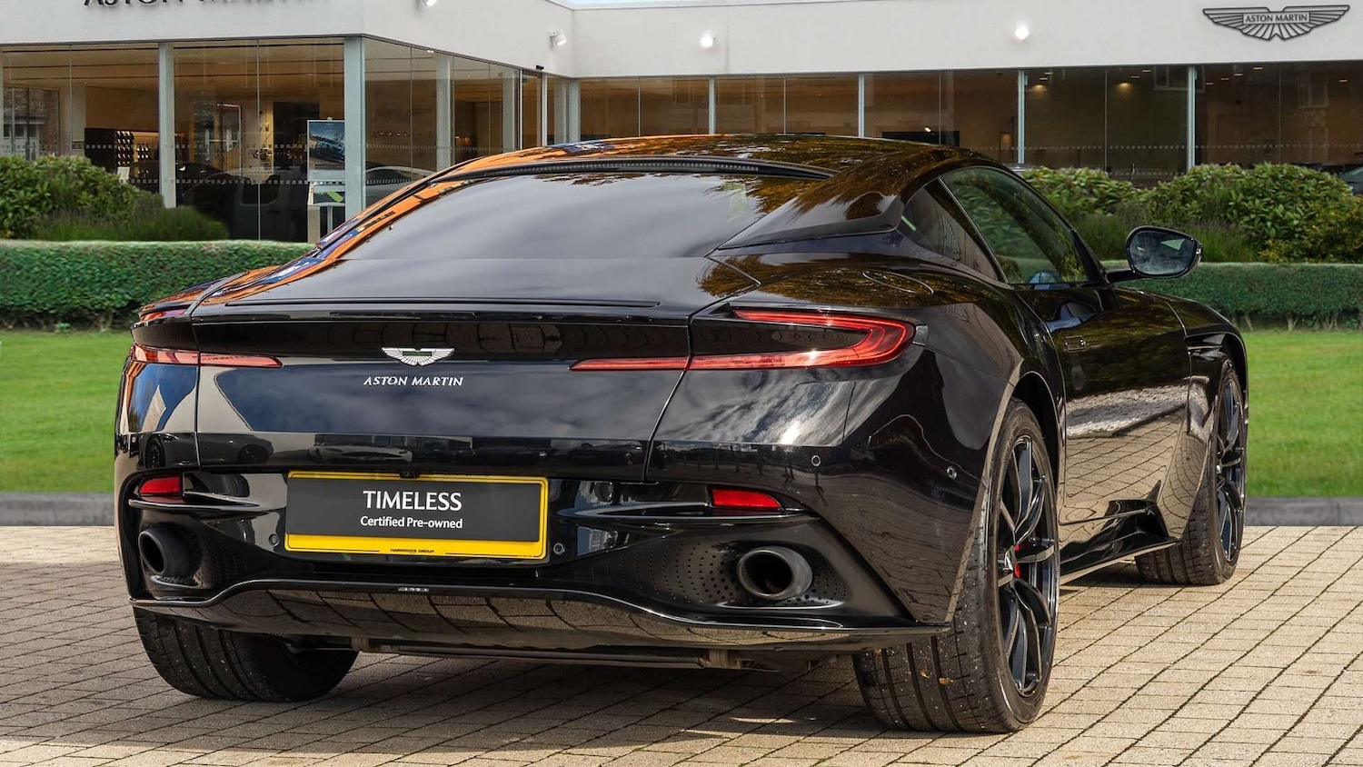 Used Aston Martin DB11 2021 for sale - 76390681: Photo 15
